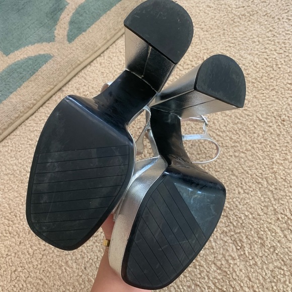 Zara Silver platform chunky sandal heel - Picture 5 of 5
